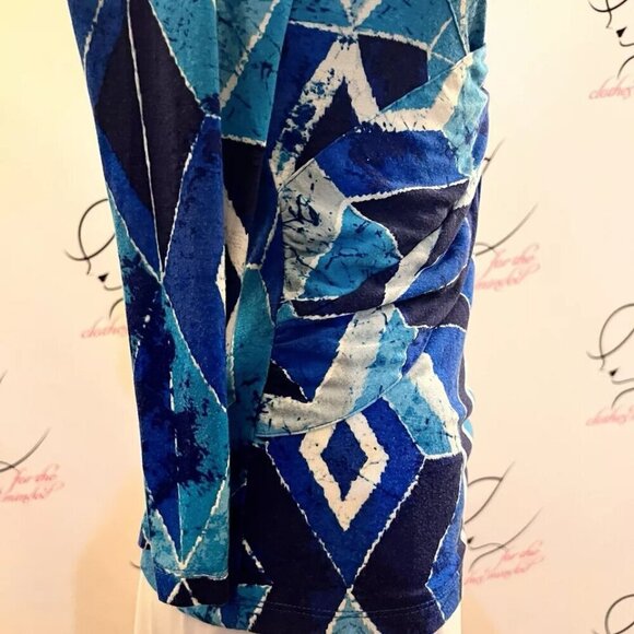 Cable & Gauge. Sz S. Twisted Front. Size Gathers. 3/4 Sleeve Rayon Blue. B18 - Picture 2 of 7